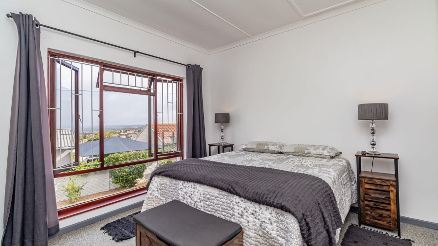 5 Bedroom Property for Sale in Dana Bay Western Cape